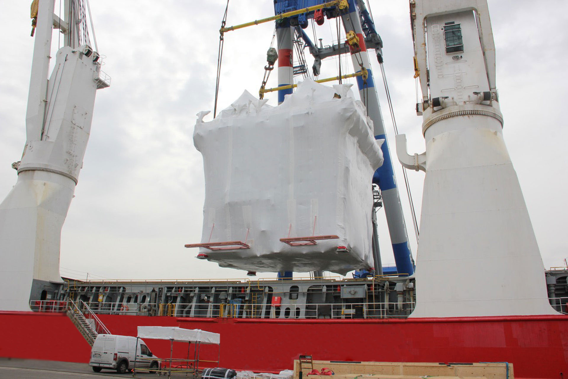 Paletten-einpacken-einschrumpfen Anwendung Schrumpffolie